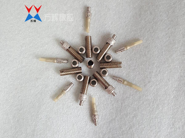 外連加長(zhǎng)管道充氣配套嘴頭